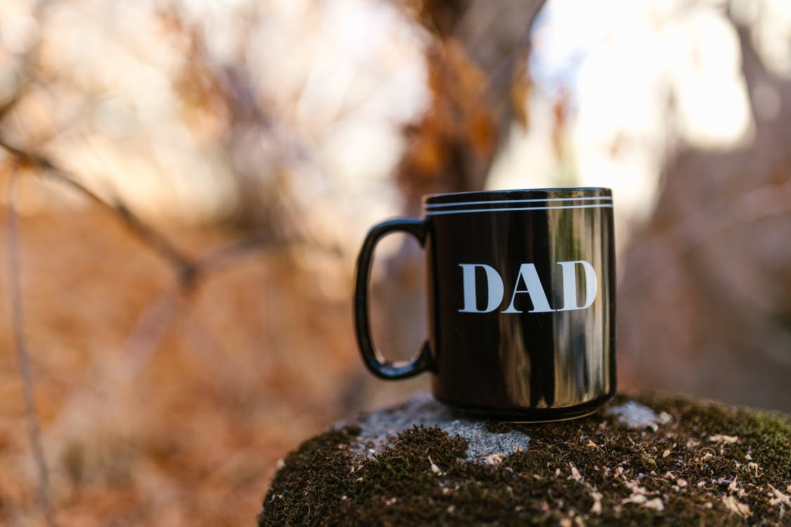 You are currently viewing 10 Personalized Fathers Day Mug Ideas for Every Type of Father 