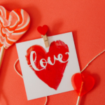 20 Stunning Valentine’s Day Jewelry Gifts Guide